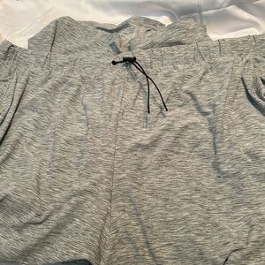 Active wear gaucho style